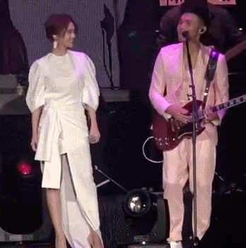 李荣浩有没有劈腿我不关心,但作品抄袭、新歌难听居然没人吐槽?