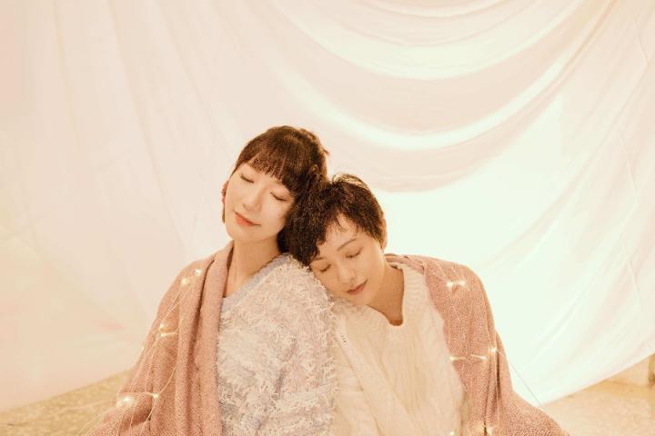 《世界上的另一个我》MV预告上线，暖暖演绎闺蜜情