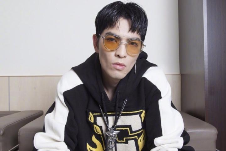 “不论英雄，疯癫如我”，萧敬腾代言游戏发布主题曲
