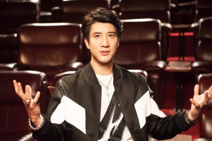 王力宏《无声感情》MV花絮，人与人之间需要心灵交流