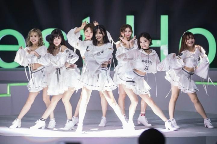 像娓娓道来的耳语，SNH48国际小分队首支主打曲上线