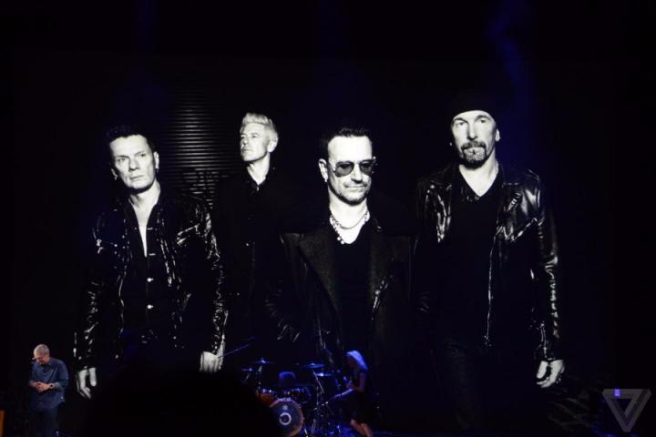 U2新专第三首先行曲释出，老家伙们一直没有停止在音乐上的脚步