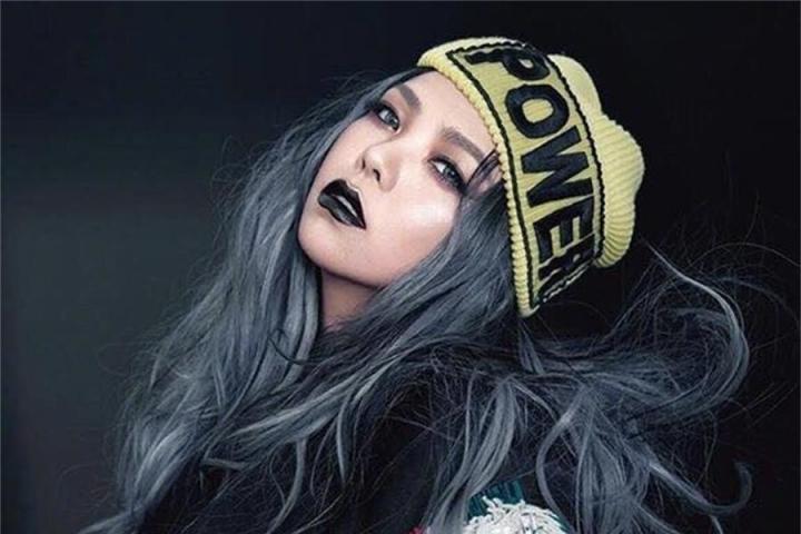 化身性感狂野女王，张惠妹新专《偷故事的人》即将上线