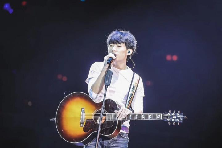 赵雷“欢迎你们来到我的梦里”，北京工体演唱会顺利结束