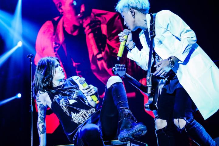 打扰一下乐团五棵松收官，演绎《闲人免进》全部新作