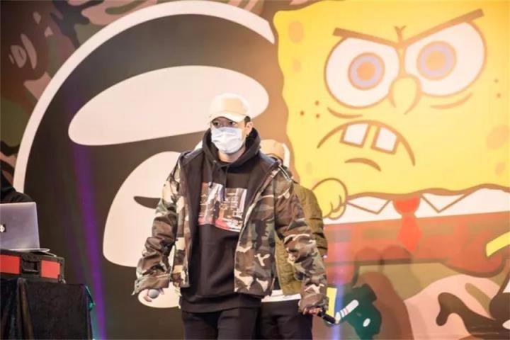 PGone空降！红花会引爆AAPE活动现场！