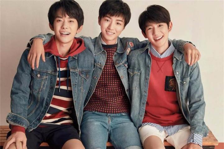 TFBOYS久违合体，参加爱奇艺尖叫之夜宣传VCR录制