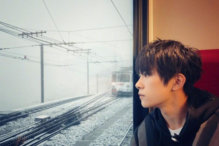 易烊千玺成为AdidasNEO最新代言人，不妥协不刻意不张扬