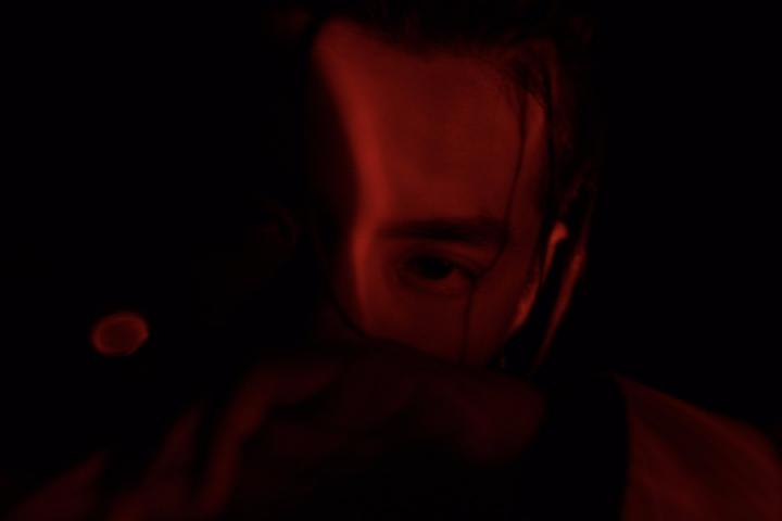 吴亦凡新单上线四小时iTunes总榜第2位，Hip-Hop分榜第1位