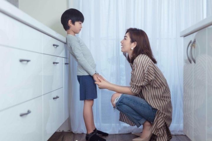 ella与老公共同谱词，即将推出新歌《我的宝》