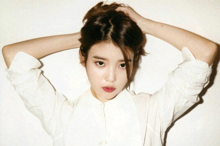 IU参与新人歌手的单曲制作,让我们来感受她作为作词人的魅力