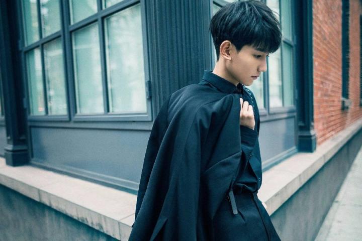 王源X-ROY生日会纪录片重磅释出，可萌可帅的王源表现力令人惊艳