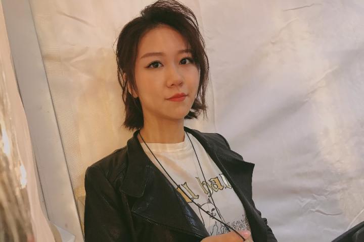 文艺歌声搭配自然风光，谢春花《我一定会爱上你》MV上线