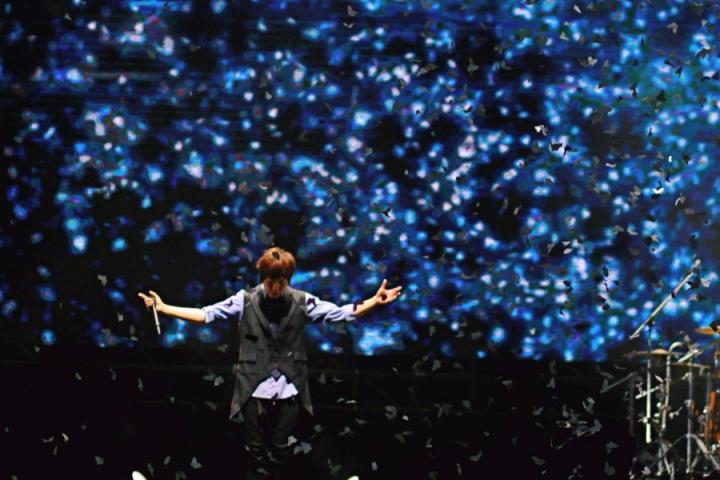 五月天演唱会意外出现起火现象，所幸没有造成人员伤亡