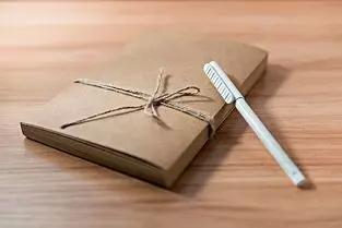 张悬13岁时写下的这首歌,被当成情歌误读10年,传遍大街小巷