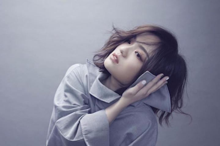 徐佳莹新单《言不由衷》上线，言不由衷的往往藏着肺腑之言