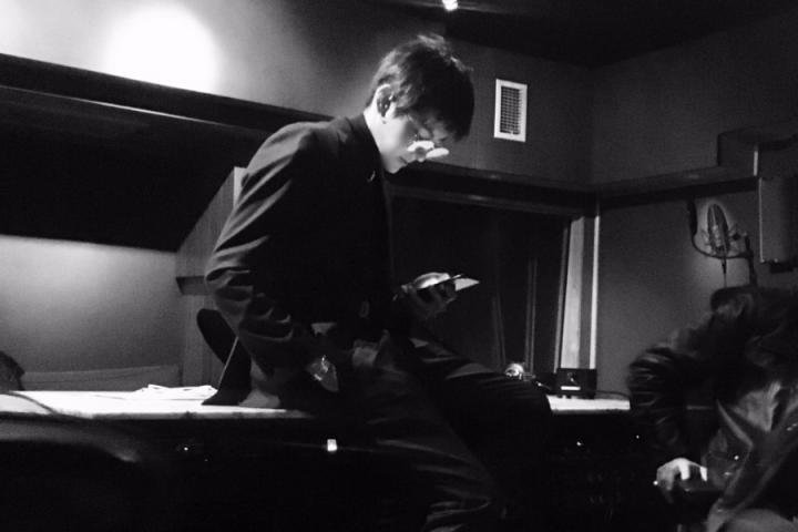 吴亦凡再登《T》封面，别样的英伦型格