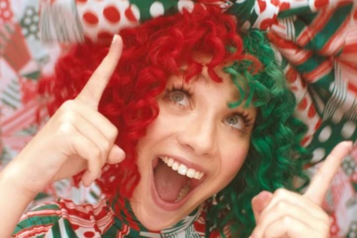 每天都是圣诞节，Sia圣诞曲《Ho Ho Ho》MV首播