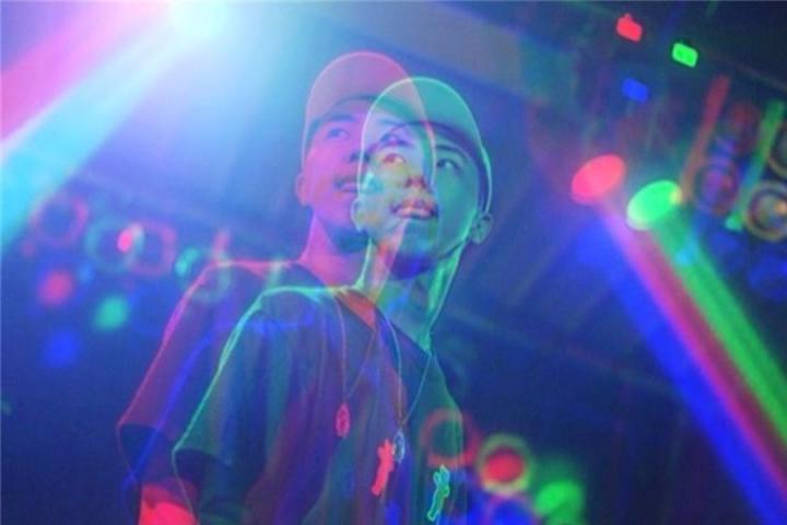 辛巴全新单曲《贝德丽采》，展现一个会唱情歌的狮子王！