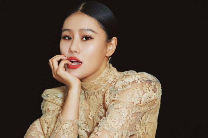 袁娅维剖心演绎《说散就散》，佯装潇洒催人泪下