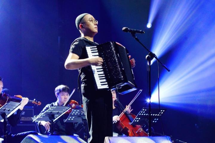 黄河双场音乐会来袭，张玮玮、郭龙和低苦艾带你嗨翻平安夜