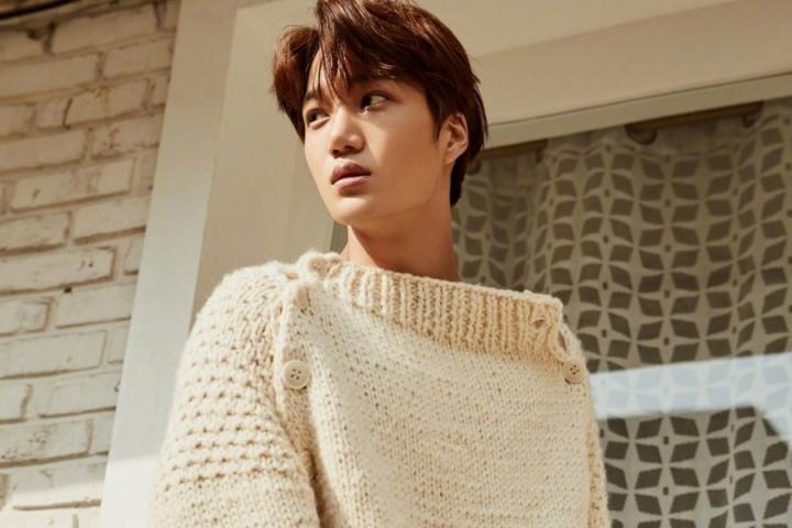 EXO成员KAI义务拍摄《BigIssue》，达成史上最大销量纪录