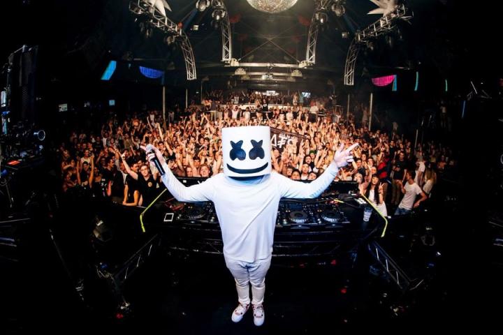 棉花糖新单MV上线，一家人就应该整整齐齐