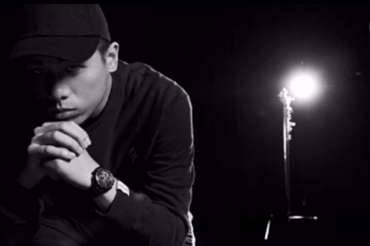 知道什么是《独行侠》吗 ？就是MC法老一个人单挑整个圈子