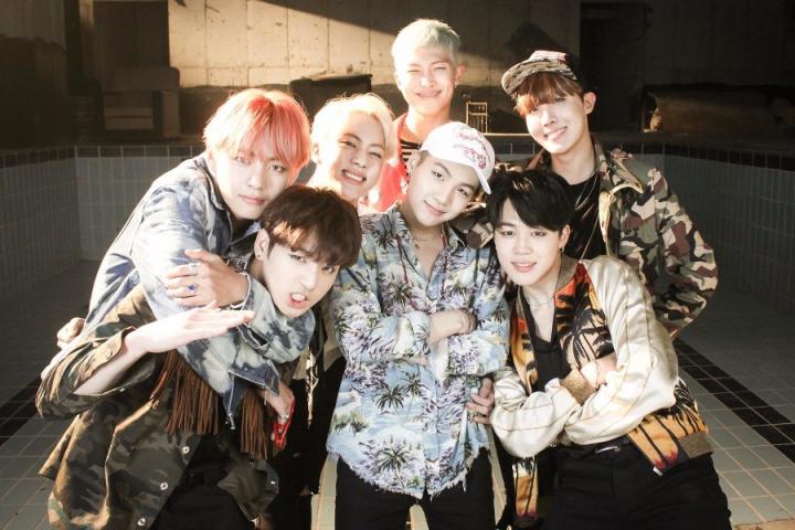 防弹少年团担任首尔形象大使，宣传歌曲《WITH SEOUL》MV上线