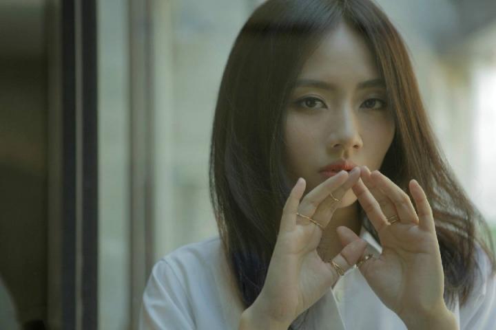 刘惜君《如我》MV上线，被诸多乐评人赞赏为一件艺术音乐作品