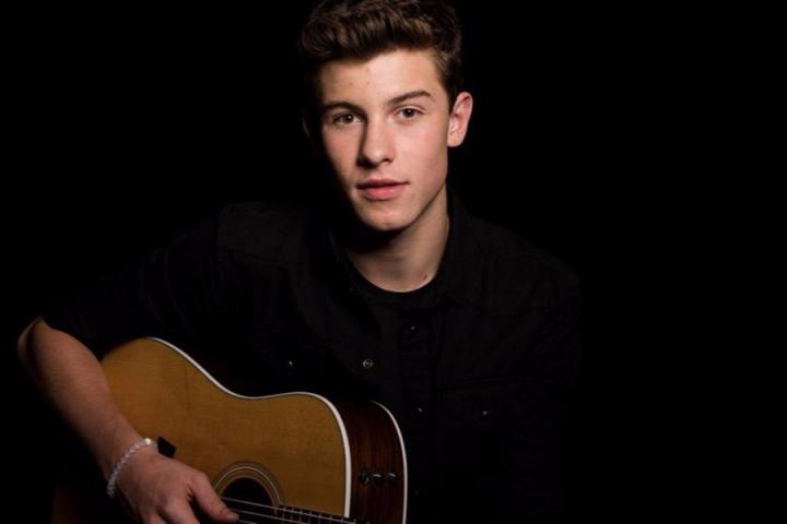 萌德接受网易云采访说：人迟早会长大，而我只是快了一点。