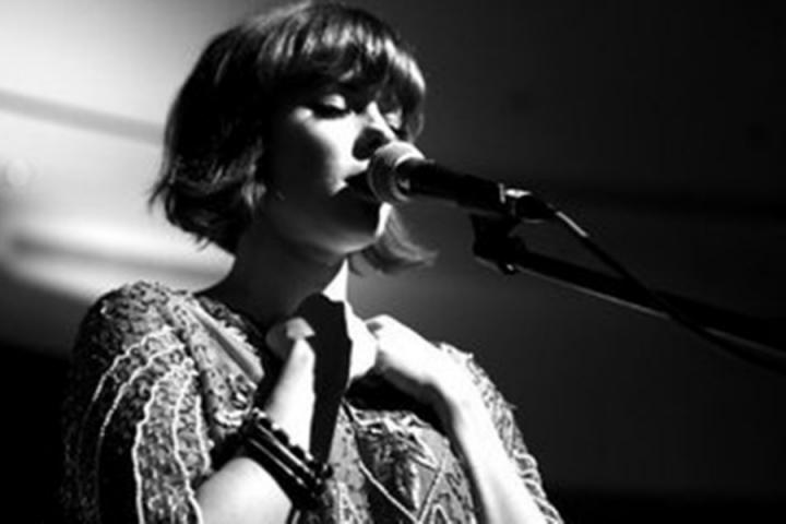 澳洲音乐精灵Lenka再推新曲，《We are the brave》上线