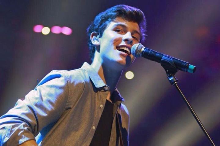 当然选择原谅他啊！小鲜肉萌德公开了自己和模特​Hailey Baldwin的恋情