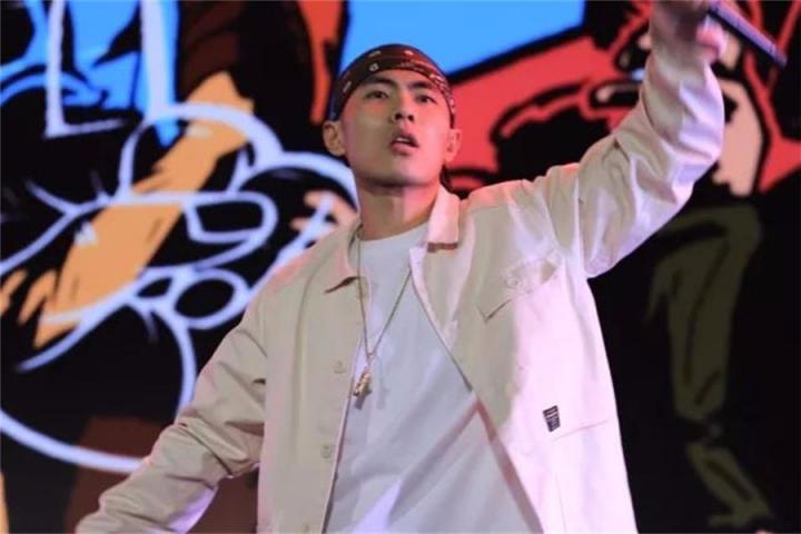 感受C-Block刘聪的《逍遥Flow》，一起笑看缘起缘灭！