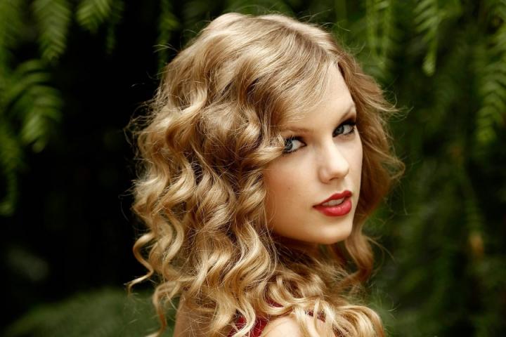 圣诞节送粉丝惊喜，霉女士比你男友还贴心！