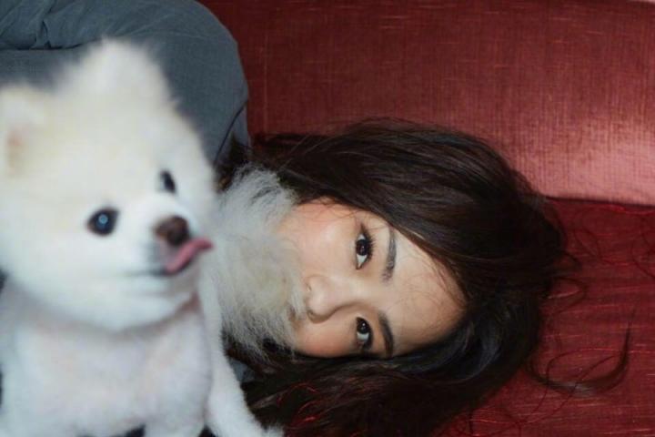 打造极致美学，徐佳莹《灰色》MV公开