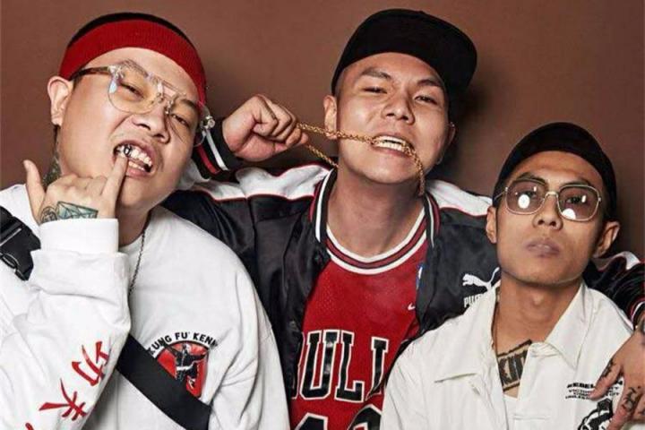 C-Block全新单曲《蹦极》，你想有这种蹦极一样的人生吗？