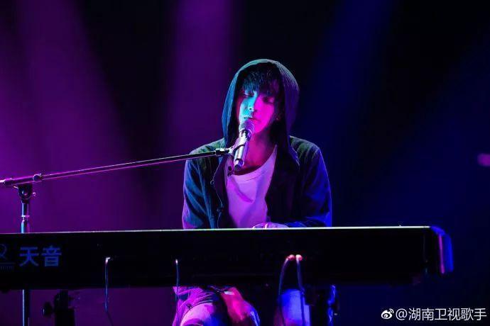 《歌手》冠军尘埃落定,可我觉得他才是无冕之王!