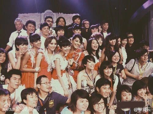 出道10年、争议不断的曾轶可,新专辑到底怎么样?