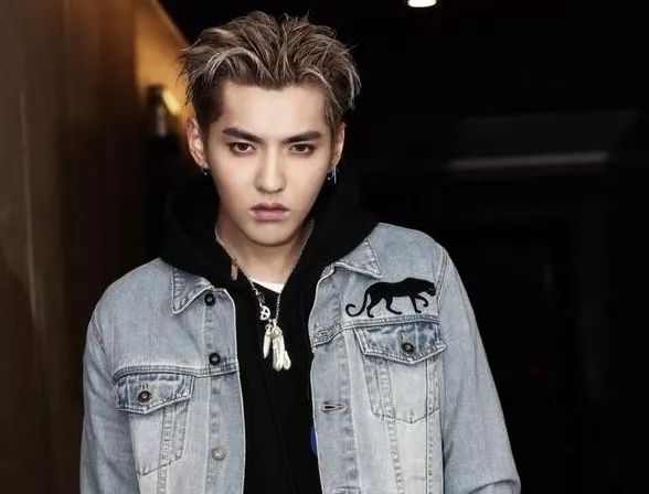 吴亦凡粉丝刷榜的背后，藏着多少饭圈粉丝的狂欢？